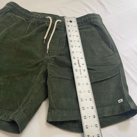 Quiksilver Men’s Green Corduroy Y2k Shorts Size Medium - Picture 5 of 8